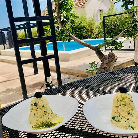 Апартаменты Ana Sea View *