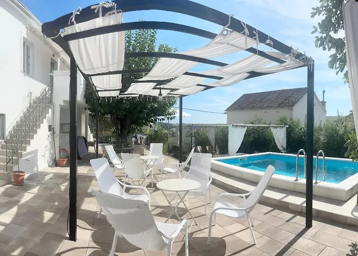 Апартаменты Ana Sea View